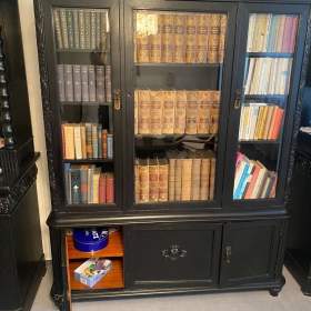 Starožitná knihovna / 19505197