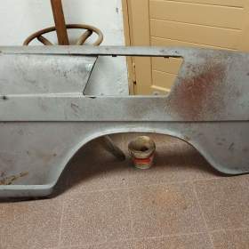 Levý zadní blatník na Škoda 110R erko -  jen osobně / 19505403