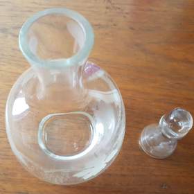 Foto inzerátu Stará karafa na víno