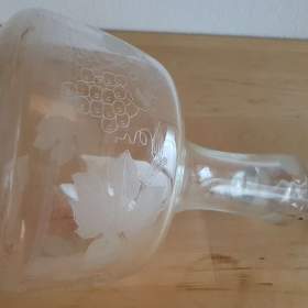 Foto inzerátu Stará karafa na víno