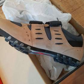 Foto inzerátu Prodám úplně nové boty MTB Specialized Sport