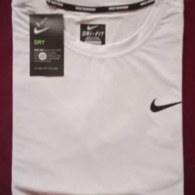 TRIČKO NIKE BÍLÉ XL / 19508130