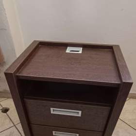 Stolek / 19510024