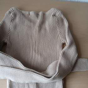 Foto inzerátu Hnědý cropp top 