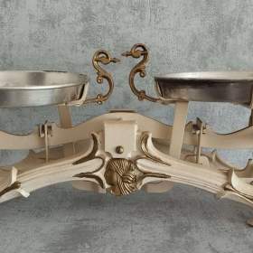 Fotka k inzerátu Staré 5kg dvoumiskové váhy po starší renovaci. / 19010456