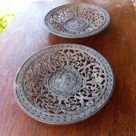 Foto inzerátu Ozdobné cínové talíře