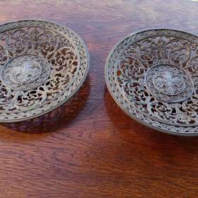 Foto inzerátu Ozdobné cínové talíře