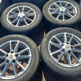 Porsche Cayenne -  Originání alu kola 18 Zimní pneu / 19513438