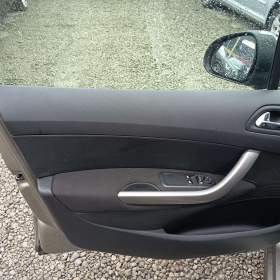 Foto inzerátu PEUGEOT 308 SW 1,4i Comfort ČR 