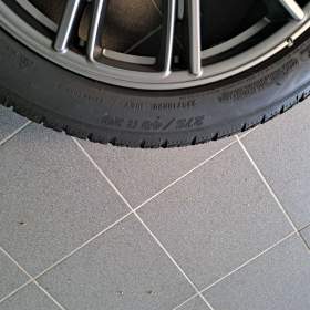 Foto inzerátu sada zimních kol Porsche