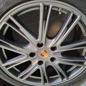 Foto inzerátu sada zimních kol Porsche