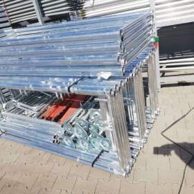 Lešení fasadni ramove 200m2 / 19516038