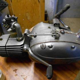 Motor JAWA 21 / 19516074
