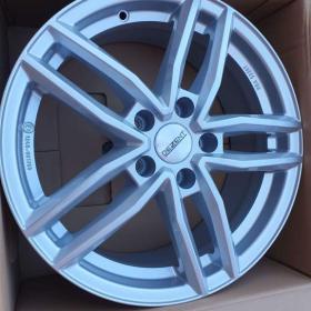 Foto inzerátu NOVÉ,NEPOUŽITÉ ALU 7J x 17 ET40 a ALU 7J x 17 ET45 2.750Kč