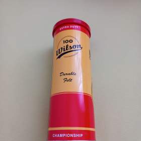 Foto inzerátu Originál plechovka od špendlíků a plechovka od tenisových míčků.