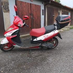 Prodám skútr ZIPP QUANTUM 125 / 19520075