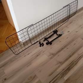 Mřížka do auta na převoz psa. / 19521547