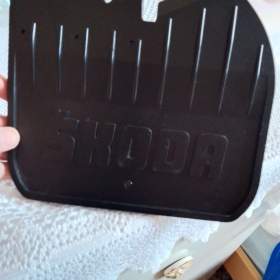 Veci na skodu 120,105 / 19521664