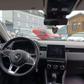 Foto inzerátu RENAULT Clio E-Tech HYBRID DPH