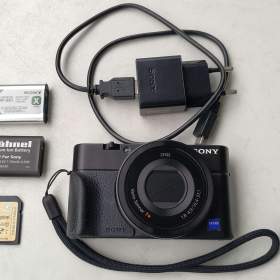 Sony CyberShot DSC- RX100 / 19524198