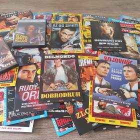 Foto inzerátu Sbírka DVD, celkem 242 titulů