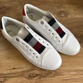 Damske tenisky Tommy Hilfiger / 19524312