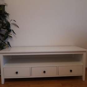 stolek pod tv / 19525086