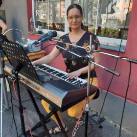 Foto inzerátu Živá hudba/DJ na oslavy, večírky, svatby