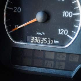 Foto inzerátu MERCEDES ATEGO 1518 - TŘÍSTRANNÝ S3 SKLÁPĚČ - VYKLÁPĚČ EU5