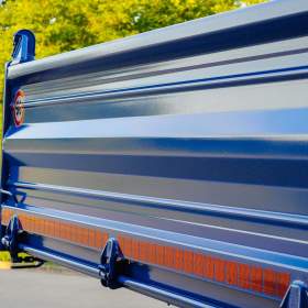 Foto inzerátu MERCEDES ATEGO 1518 - TŘÍSTRANNÝ S3 SKLÁPĚČ - VYKLÁPĚČ EU5