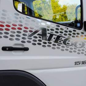 Foto inzerátu MERCEDES ATEGO 1518 - TŘÍSTRANNÝ S3 SKLÁPĚČ - VYKLÁPĚČ EU5