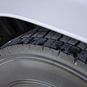 Foto inzerátu MERCEDES ATEGO 1518 - TŘÍSTRANNÝ S3 SKLÁPĚČ - VYKLÁPĚČ EU5