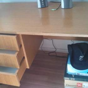 Foto inzerátu Psací stůl