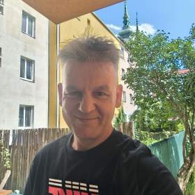 Seznámení  / 19532361