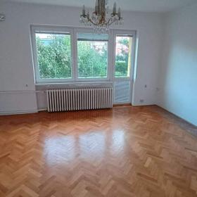 Foto inzerátu Rodinný dům 6+2, 3 garáže, Opava