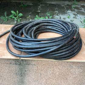 Prodám gumový kabel-  S lano průřez 35mm2. Vhodný na svařo-  / 19534351