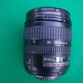Objektiv NIKON NIKKOR DX AF- S 18- 70 mm f3,5- 4,5 G ED pěkný / 19535944