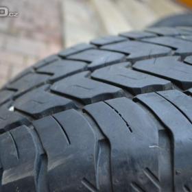 Foto inzerátu VW T5,T6(6.1) - skoro NOVÉ letní kola 215/60R17C GOODYEAR