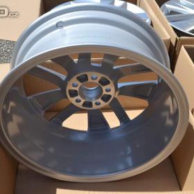 Foto inzerátu Škoda Rapid, Fabia 3, O1 RS -Nové orig. alu Škoda 7x17