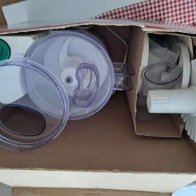 Foto inzerátu Kuchyňský robot Rotary 300