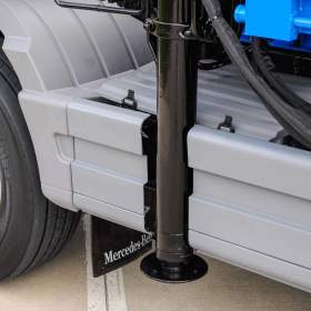 Foto inzerátu MERCEDES ATEGO 1523 TŘÍSTRANNÝ SKLÁPĚČ + HYDRAULICKÁ RUKA