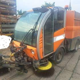 Foto inzerátu Zametací stroj chodníkový Bucher