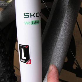 Foto inzerátu NOVÉ horské kolo Škoda/Shimano CUES/ MTB 29 vel. L-20