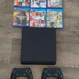 PlayStation 4 / 19541496