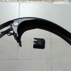 dvoudílný zadní blatník  / 19541498