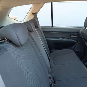 Foto inzerátu KIA Carens 2,0i16V Family 106kw