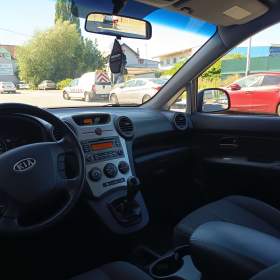 Foto inzerátu KIA Carens 2,0i16V Family 106kw