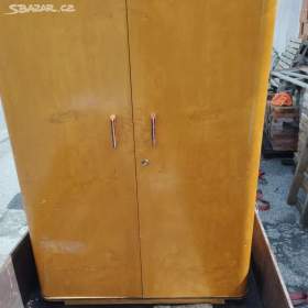 Foto inzerátu Retro skříně 