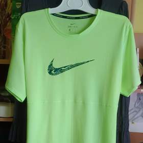 Foto inzerátu Tričko - zn. Nike. NOVÉ !! Vel. XL