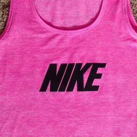 Foto inzerátu Dámské tričko. Zn. NIKE. Zcela NOVÉ !! Vel. M